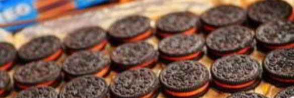 пирожные с шоколадными печеньями и m&m's