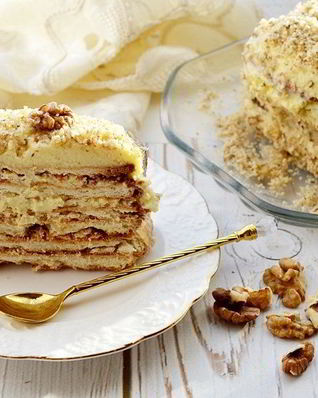 Простое слоеное пирожное