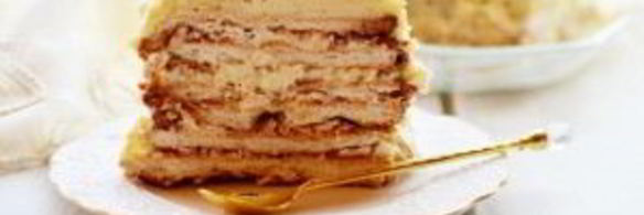 простое слоеное пирожное