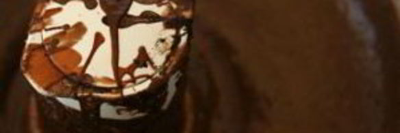 шоколадные пирожные с фасолью и авокадо