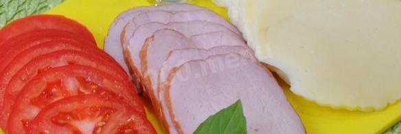 быстрая и простая пицца из слоеного теста в духовке