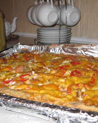 Пицца из слоеного теста