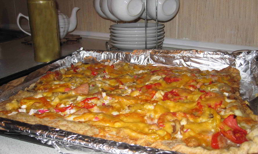 Рецепт пиццы из слоеного теста