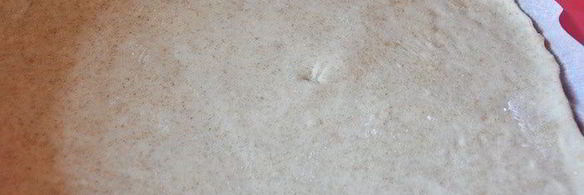 пицца из цельнозерновой муки с беконом