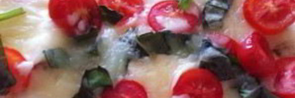 пицца маргарита на хлебе