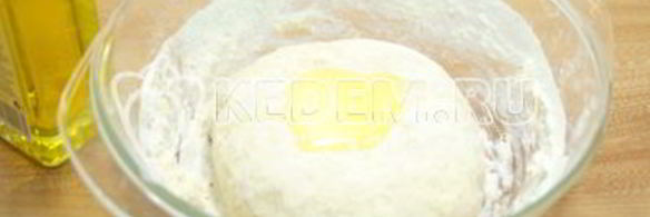 пицца с помидорами