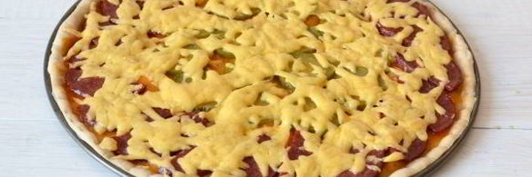 пицца с солеными огурцами