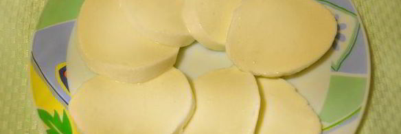 пицца с цветками цукини и лесными грибами