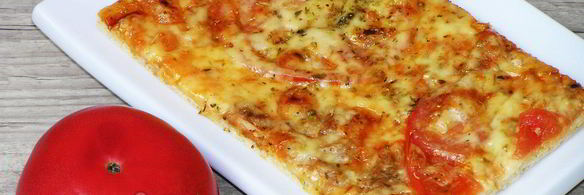 пицца с тунцом