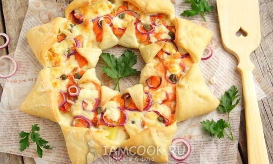 Рецепт пиццы солнце с форелью и картофелем