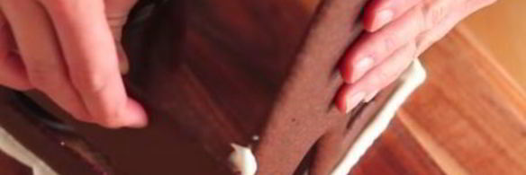 новогодний пряничный домик