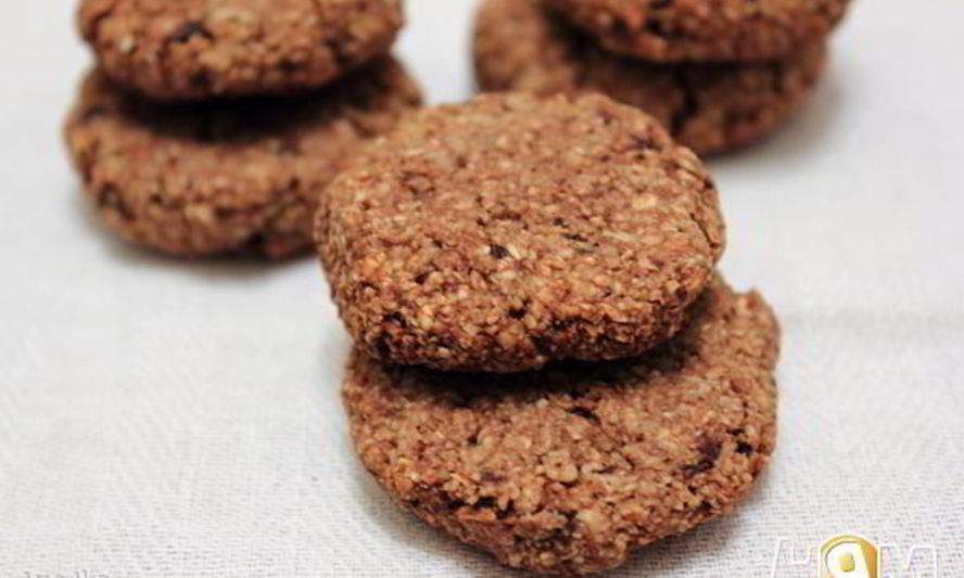 Рецепт овсяных пряников с черносливом и миндалем