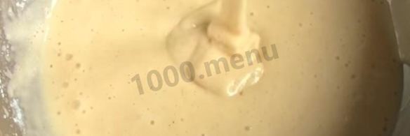 шарлотка на молоке с яблоками