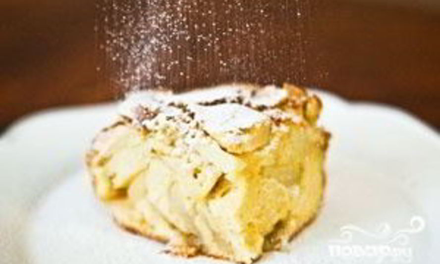 Рецепт шарлотки на простокваше с яблоками