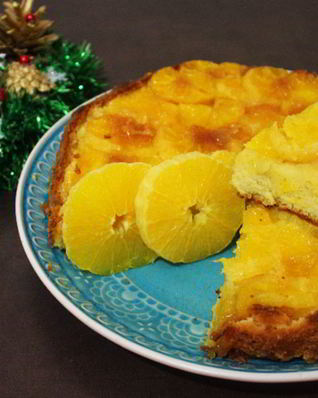 Шарлотка с карамелизованными апельсинами