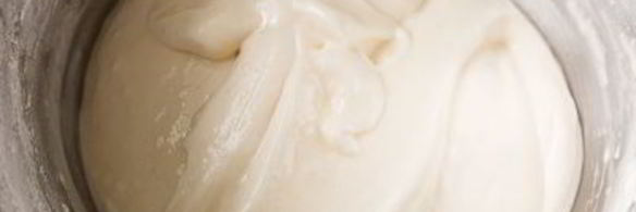 шарлотка с нектаринами