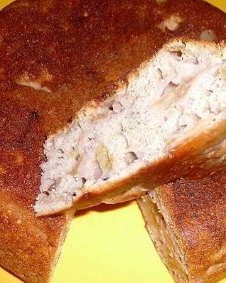 Шарлотка с вареньем в мультиварке