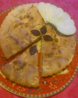 Шарлотка с яблоками и лимонами