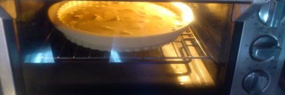 шарлотка с яблоками и лимонами