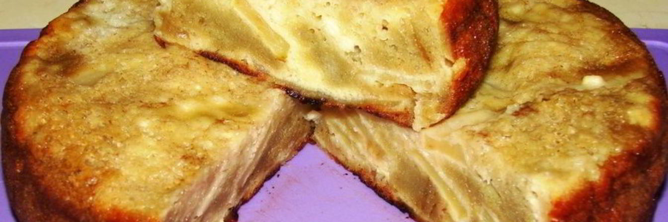 Шарлотка с яблоками и с творогом