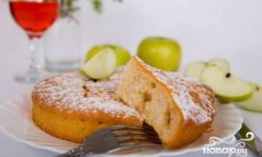 Рецепт шарлотки со сгущенкой и яблоками