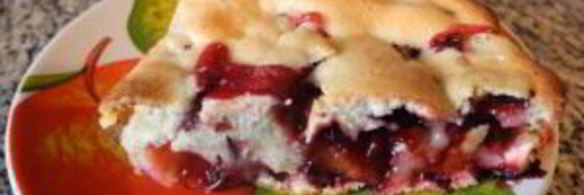 шарлотка со сливами