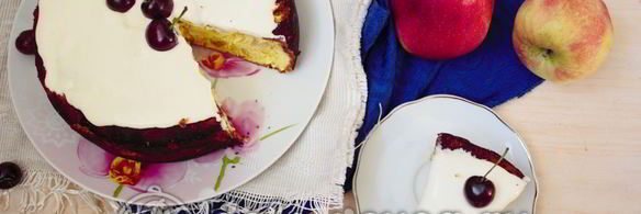 шарлотка со взбитыми сливками