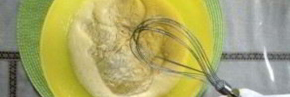 яблочная шарлотка в мультиварке