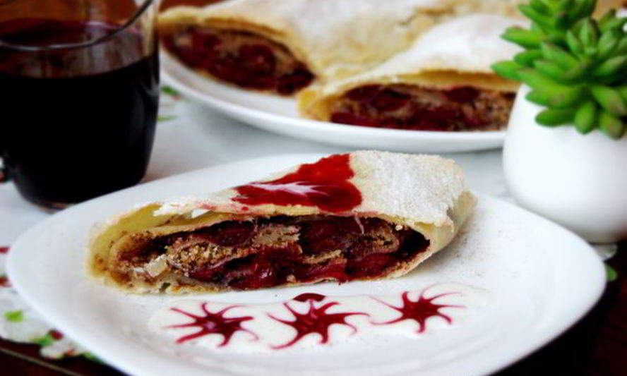 Рецепт вишневого штруделя