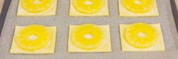 слойки с ананасами