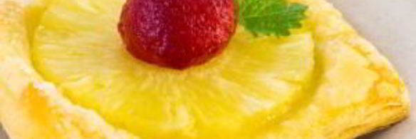 слойки с ананасами