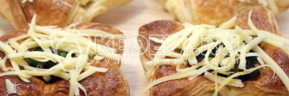 слойки с баклажанами и сыром