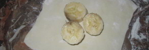 слойки с бананом и шоколадом