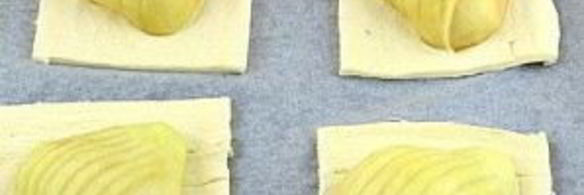 слойки с грушей