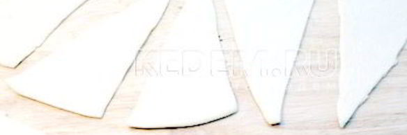 слойки с курагой