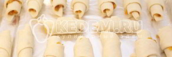 слойки с курагой