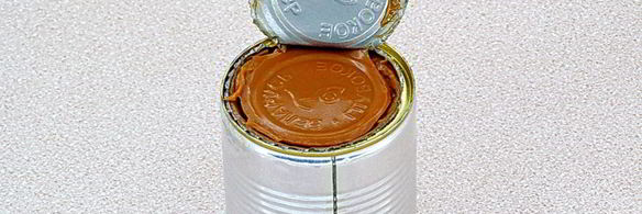 слойки с вареной сгущенкой и орехами