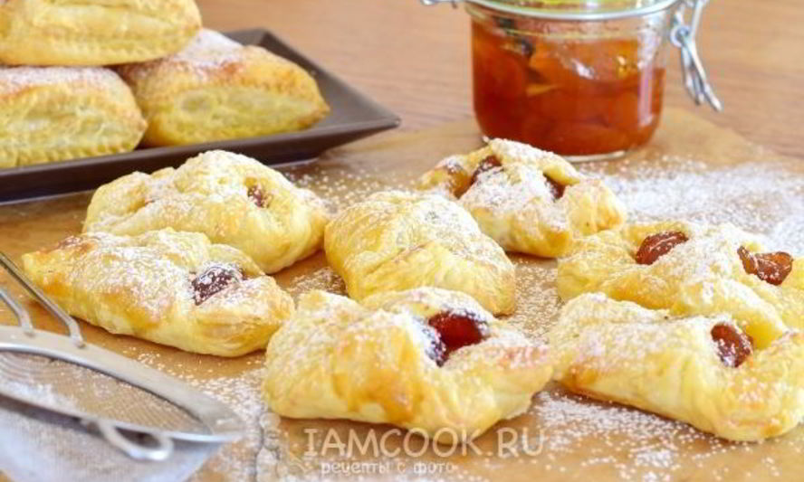 Рецепт слоек с вареньем из слоеного теста