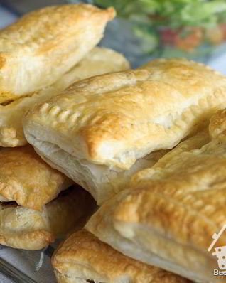 Слойки со шпротами