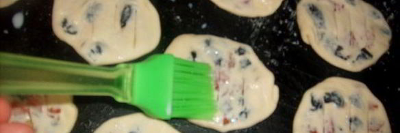 слойки солнце на тарелке