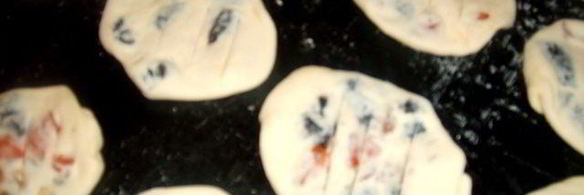 слойки солнце на тарелке