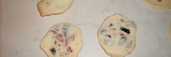 слойки солнце на тарелке