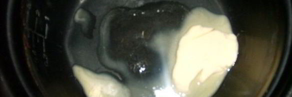 слойки солнце на тарелке