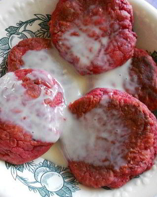 Розовые сырники