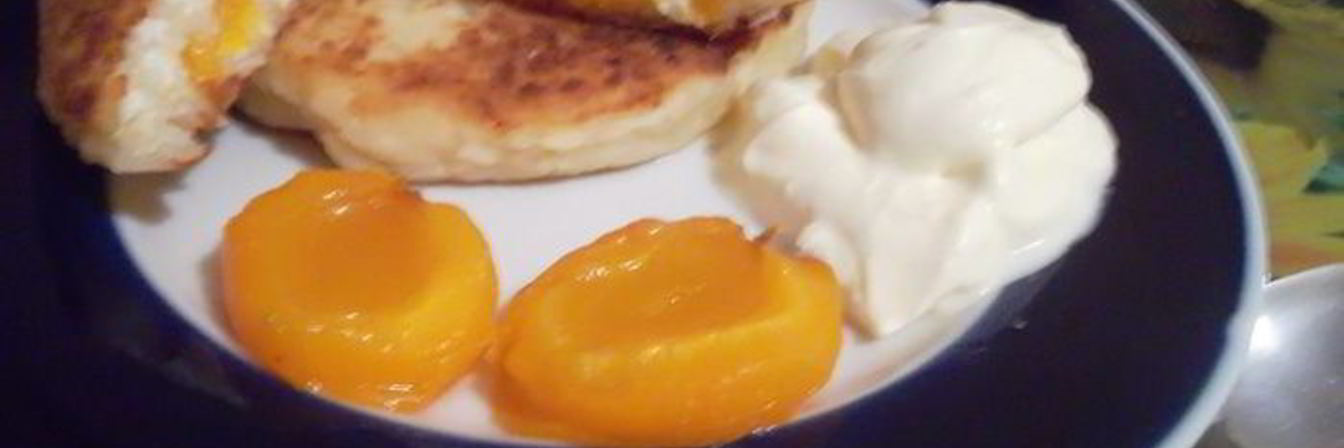 Сырники с абрикосами