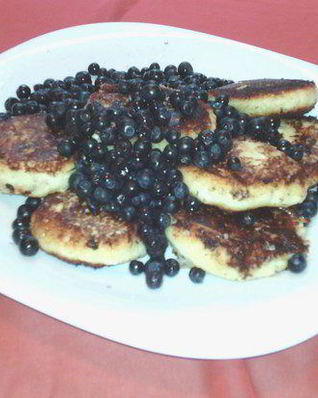 Сырники с черникой