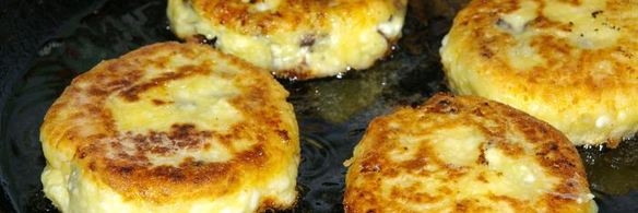 сырники с изюмом и маковым соусом по-белорусски