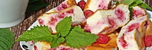 творожник с малиной