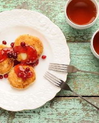 Творожники с вареньем