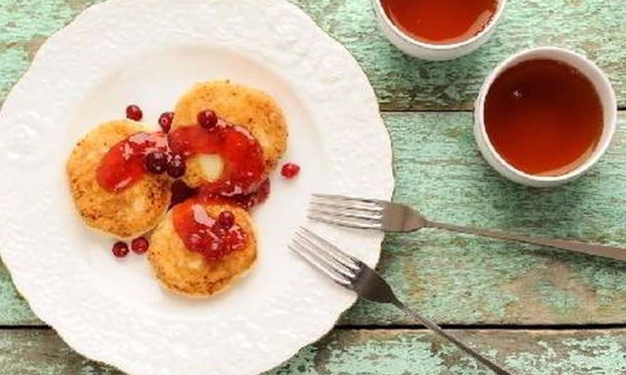 Рецепт творожников с вареньем